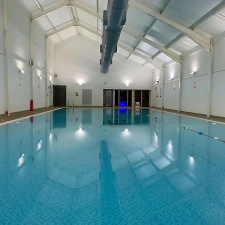 Nyaraló Pebble - No Pets Allowed - Pool, Sauna, Gym Pass Included Filey
